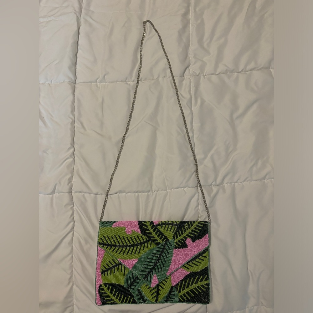 Floral leaf beaded purse